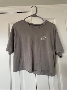 Volcom aloha cropped tee